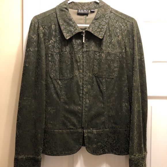 Toni Morgan Jackets & Blazers - Leopard Print Blazer in a Shimmering Green Pattern by Toni Morgan